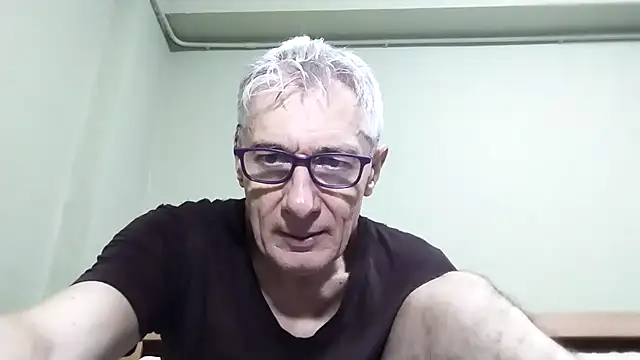 BIGUNCUTHARDCOCK online show from 10/17/25, 02:48