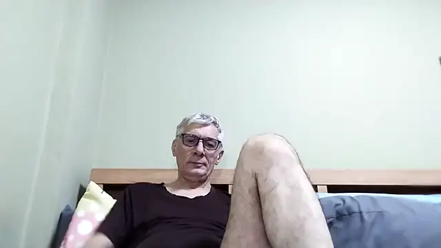 BIGUNCUTHARDCOCK online show from 11/04/25, 05:06