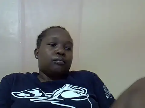 Snapshot of Giannah01 chatting on 07/17/26, 12:39 Giannah01 online show from 07/17/26, 12:39