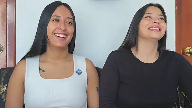 2SummerLove1 online show from 11/16/25, 02:11