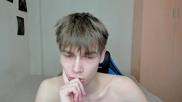 Makentoshi  online show from 03/07/25, 04:46