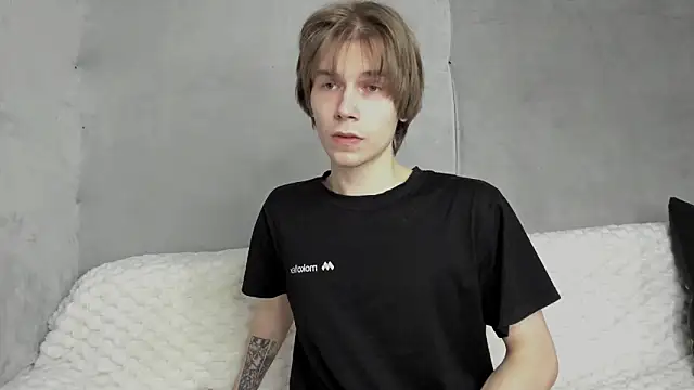 Makentoshi  online show from 09/19/25, 05:46