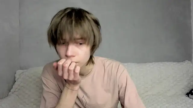 Makentoshi  online show from 11/21/25, 12:21