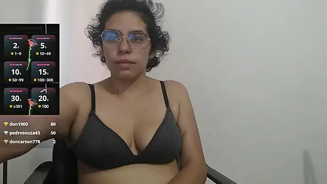 Snapshot of Anne_purple chatting on 12/09/24, 07:18 Anne purple online show from 12/09/24, 07:18