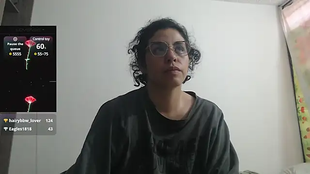 Snapshot of Anne_purple chatting on 03/12/25, 08:31 Anne purple online show from 03/12/25, 08:31