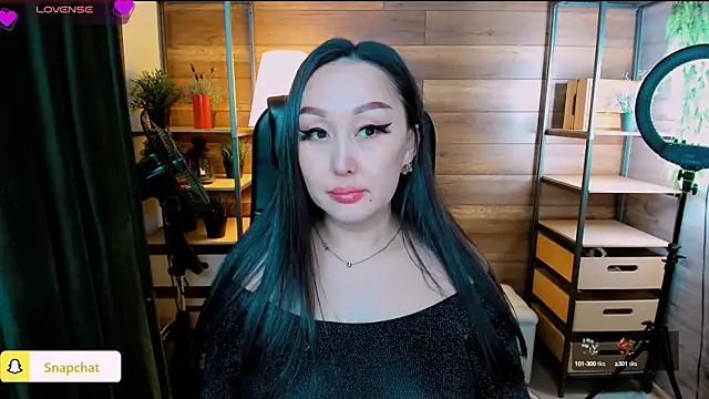 Julianna Jami online show from 02/08/25, 11:44