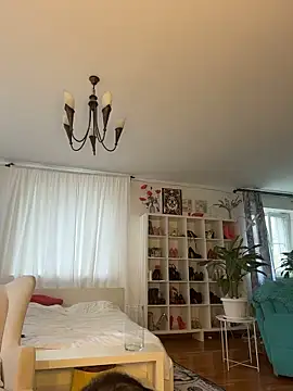 Snapshot of _AHHA_ chatting on 11/21/25, 09:19 AHHA online show from 11/21/25, 09:19