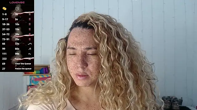 SofiaMadisson online show from 01/07/25, 01:35