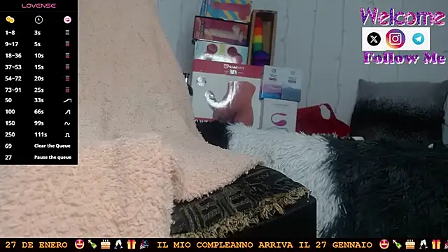 SofiaMadisson online show from 01/15/25, 06:51