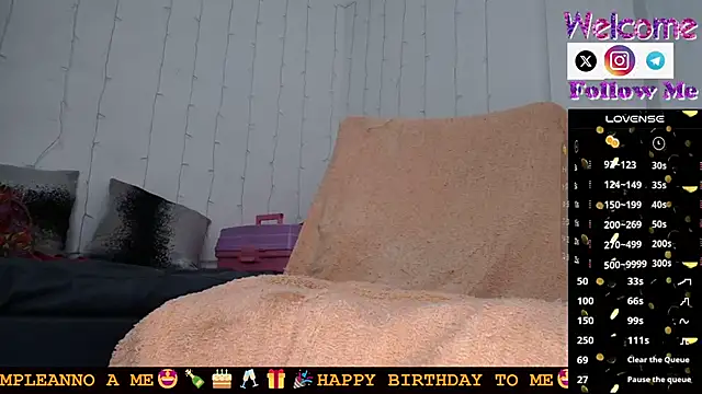 SofiaMadisson online show from 02/04/25, 07:44