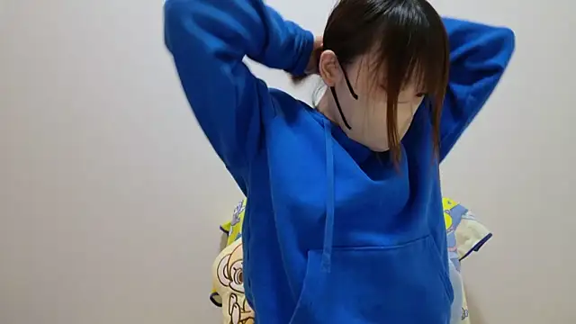 hi---chan- online show from 12/27/24, 03:48