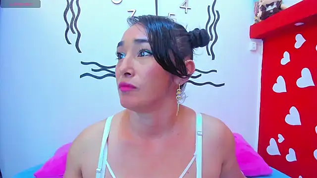 charlotte-11 online show from 03/21/25, 02:29