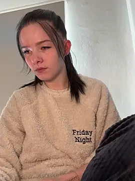 RoxiBlack online show from 12/15/25, 07:56