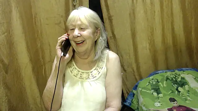 Snapshot of _Estelitta_5 chatting on 02/08/25, 09:46 Estelitta 5 online show from 02/08/25, 09:46