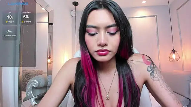 AzuraKindong online show from 02/25/25, 07:14