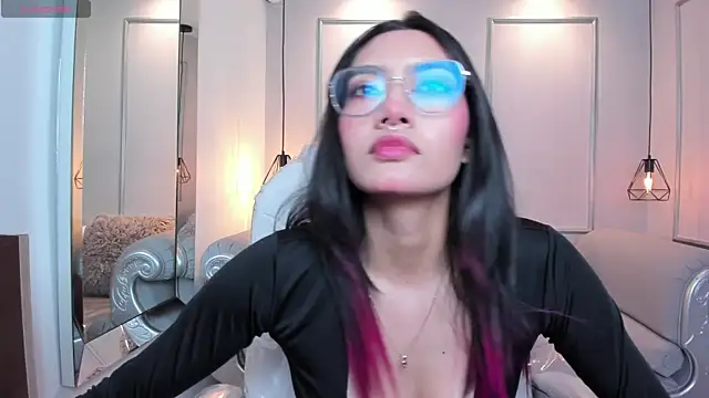 AzuraKindong online show from 09/23/25, 07:17