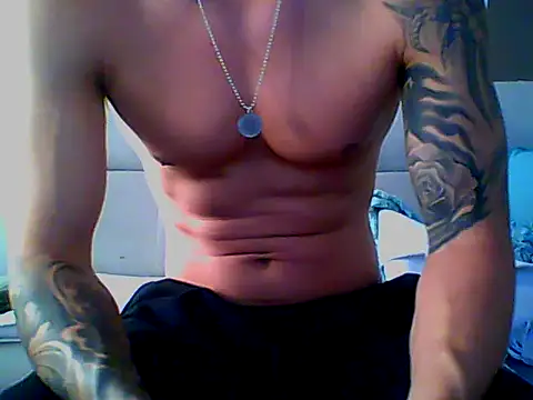 Skater29xx2 online show from 02/12/25, 03:38