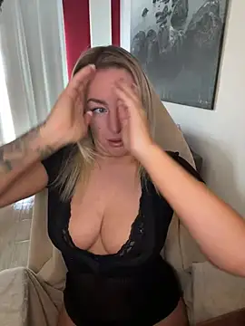 ChristyAdair online show from 03/04/25, 09:40