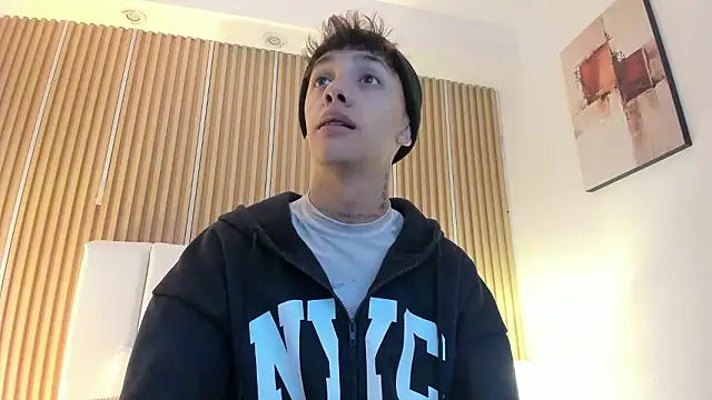 Tomy Rox online show from 03/24/26, 08:14