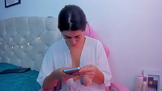 ChanellGV online show from 02/25/25, 02:33