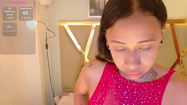 cattaleeyaa online show from 10/17/25, 12:52