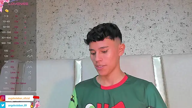 Angel esteban fx online show from 03/04/25, 09:51