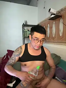 Snapshot of Asianhif chatting on 11/27/25, 03:19 Asianhif online show from 11/27/25, 03:19