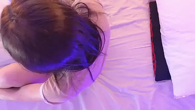 hannacruzsj online show from 09/21/25, 06:20