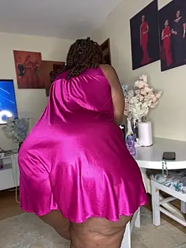 MsWhiteChocolatte online show from 05/27/26, 09:28