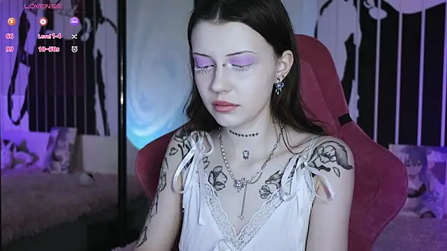 prettybones online show from 02/25/25, 01:17