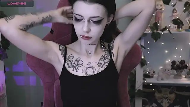 prettybones online show from 06/29/26, 09:37