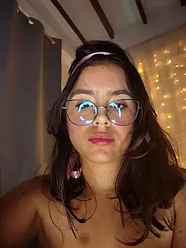 Juanelopez1 online show from 02/23/25, 11:36