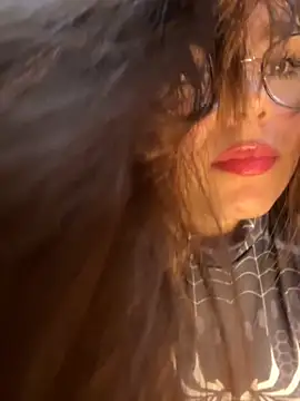 Juanelopez1 online show from 09/27/25, 03:22