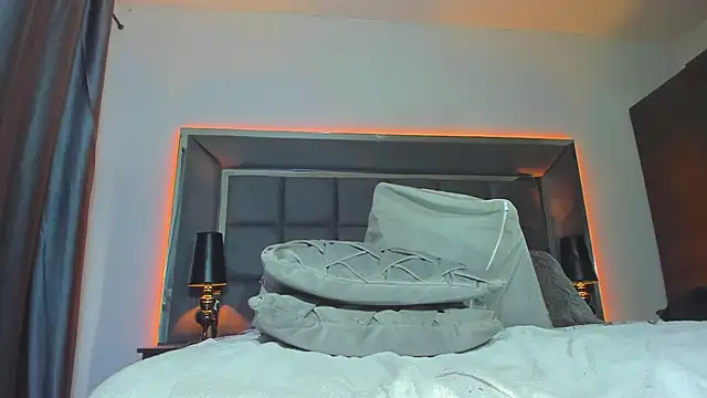 Emmilysantibanez online show from 12/05/24, 08:11