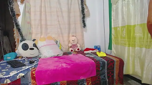 Snapshot of Stepmom_slut_50 chatting on 01/21/25, 01:39 Stepmom slut 50 online show from 01/21/25, 01:39