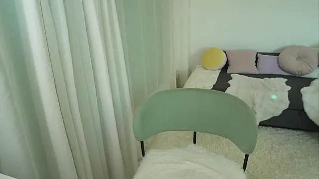 Ameliasweety69 online show from 06/01/26, 03:03