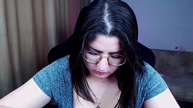 Crazy Bunya online show from 04/19/26, 01:32