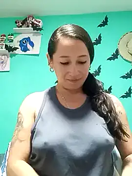 emilypoppy3 online show from 01/29/25, 01:37