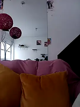 emilypoppy3 online show from 11/26/25, 02:07