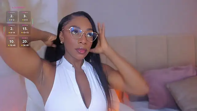 aprilebony  online show from 05/15/26, 10:44