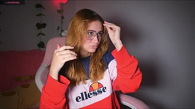 IsabellaFerreiraa online show from 03/09/26, 07:01