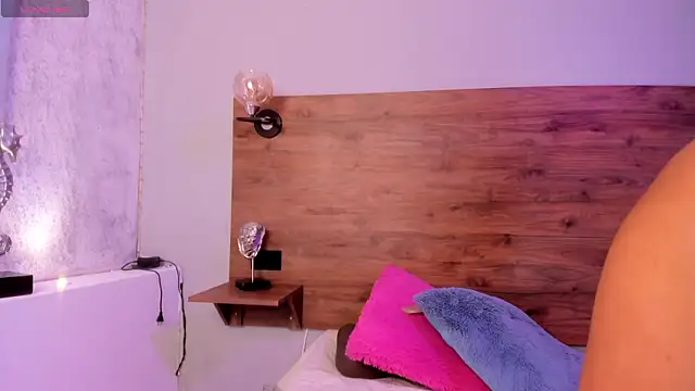 DeboraEvans online show from 02/04/26, 07:20