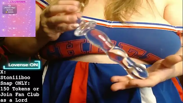 Stoniiiboo online show from 12/01/25, 01:38