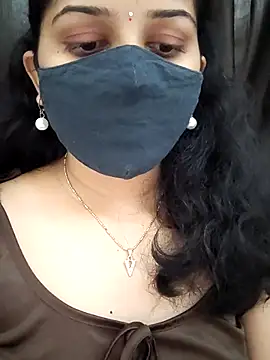 Angleannie online show from 12/18/25, 04:35