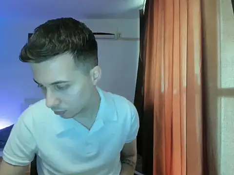 Dreamboy24 online show from 04/21/26, 11:05