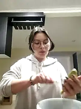 jessica gomez online show from 01/24/25, 12:42