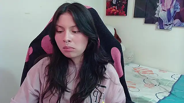 jessica gomez online show from 02/15/25, 08:22