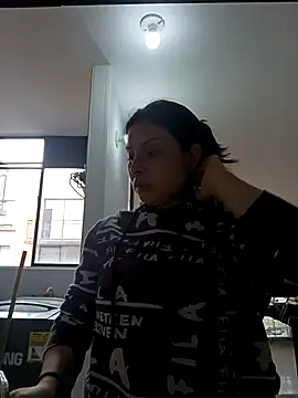 jessica gomez online show from 09/27/25, 05:18