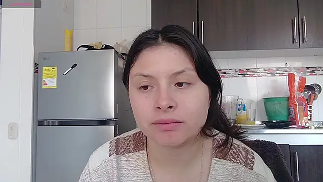 jessica gomez online show from 11/30/25, 04:44