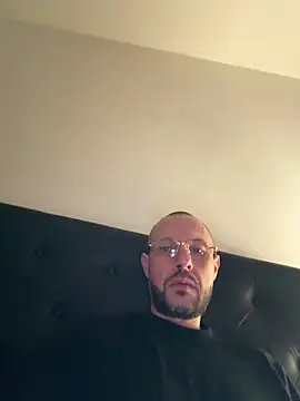 Guitccch online show from 03/02/26, 05:42